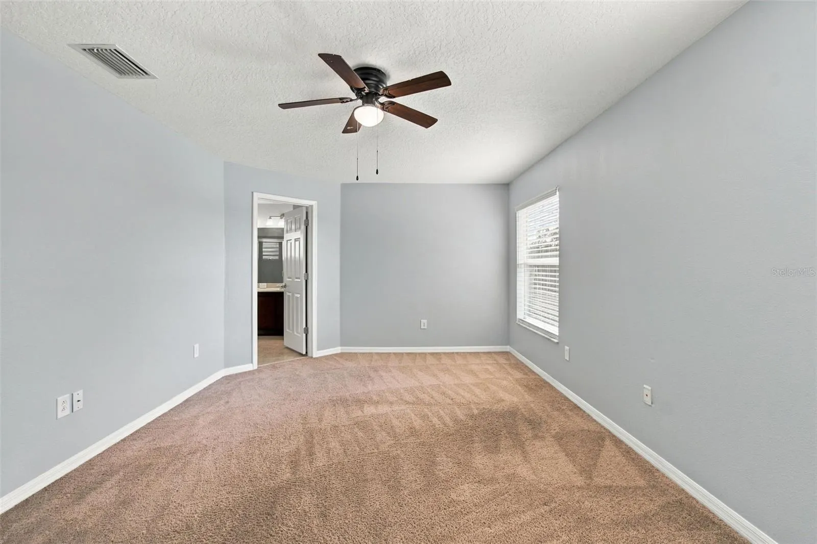 525 POWDER VIEW DR