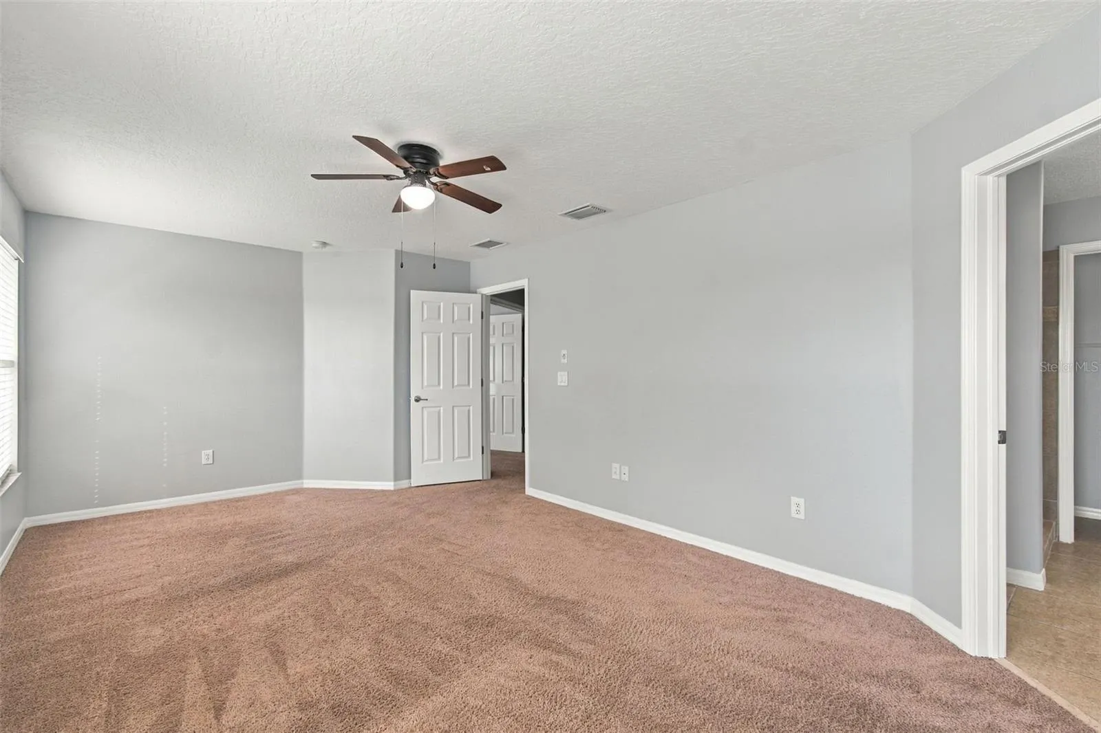525 POWDER VIEW DR