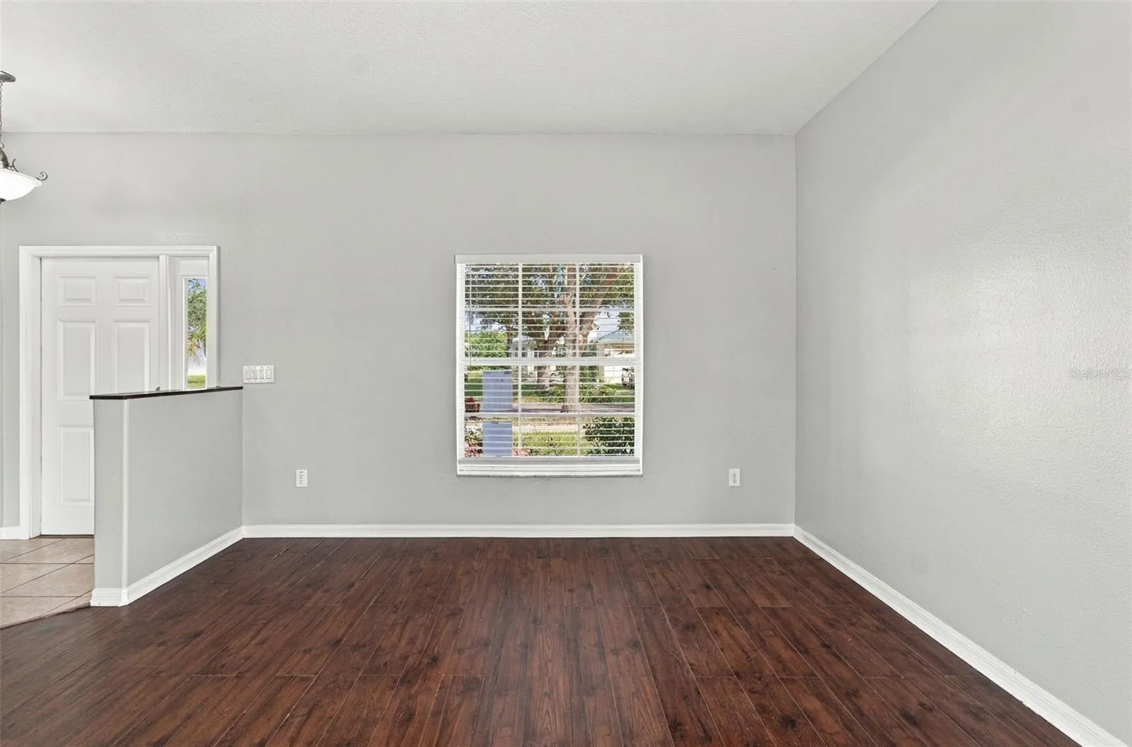 525 POWDER VIEW DR