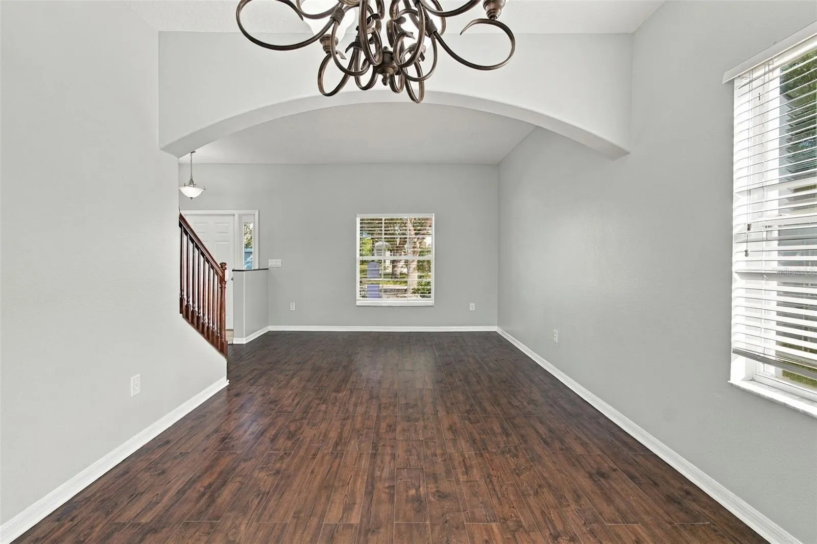 525 POWDER VIEW DR