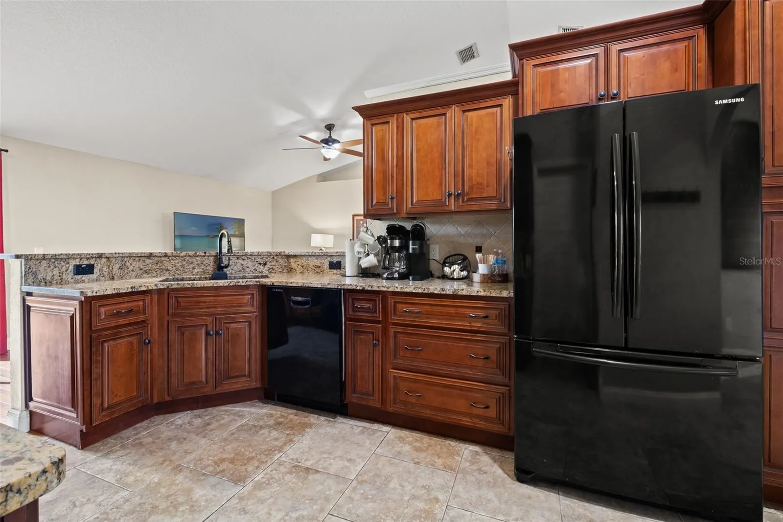 11134 MAYFLOWER RD