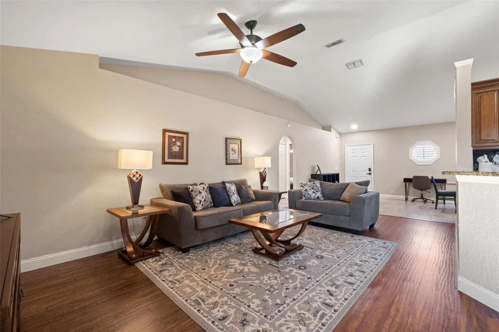 11134 MAYFLOWER RD