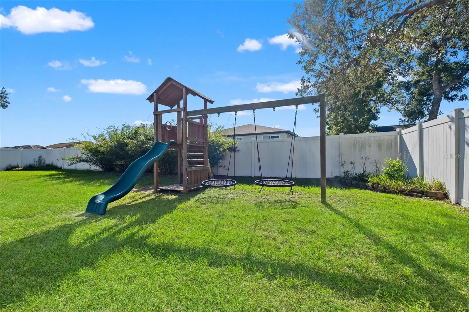11134 MAYFLOWER RD
