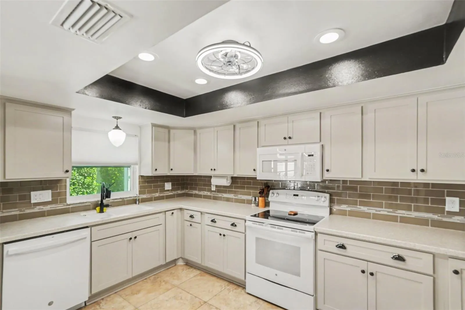 1811 BRETH CT