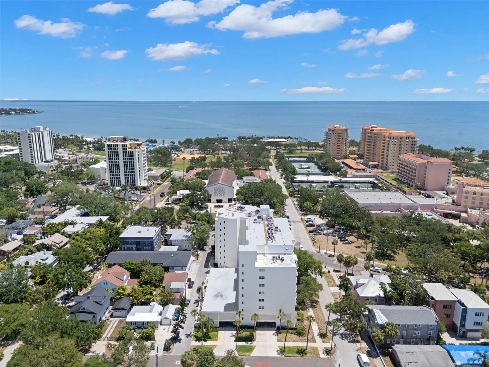 700 BEACH DR NE #803 #803