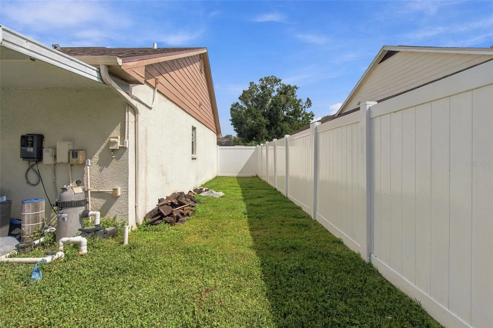 8742 OSAGE DR