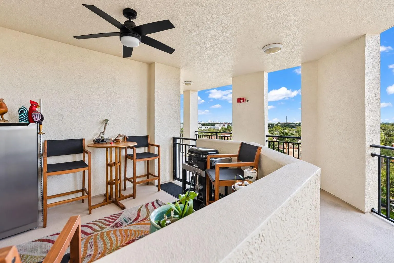 5823 BOWEN DANIEL DR #704 #704