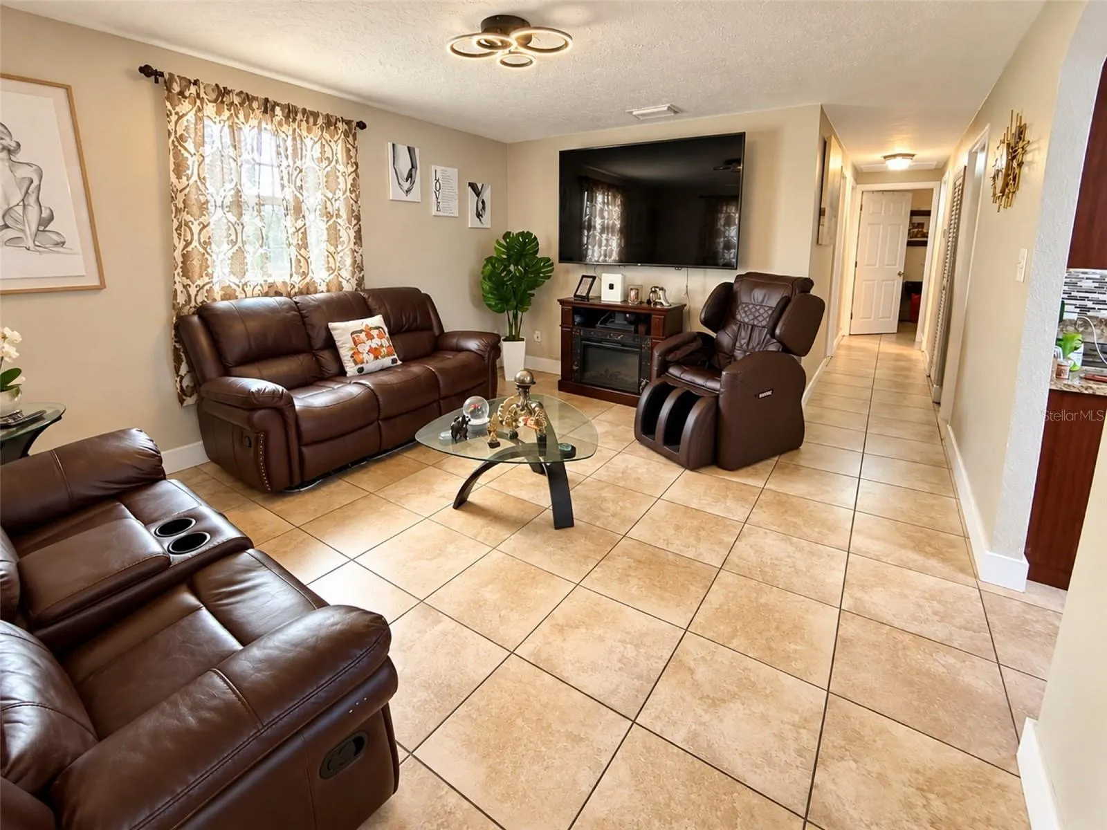 5513 GOLDEN DR