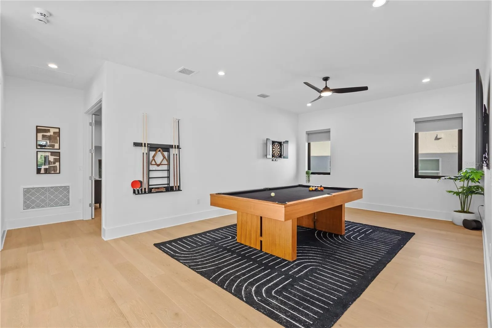 818 W KENTUCKY AVE