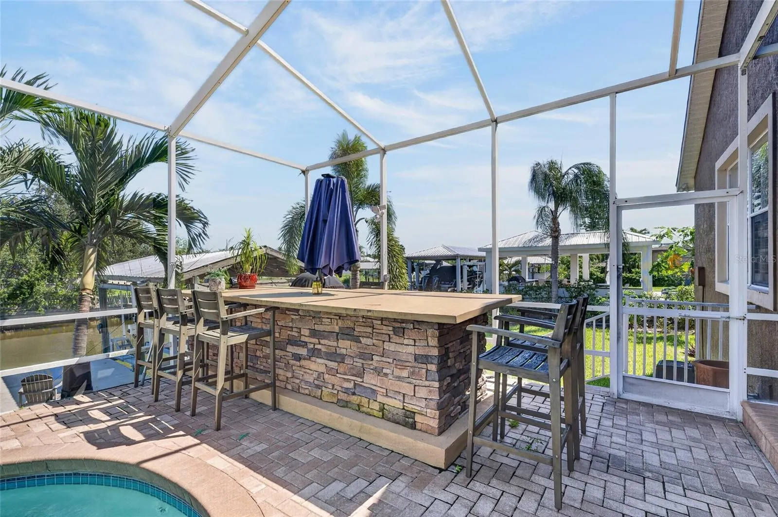 761 KINGSTON CT