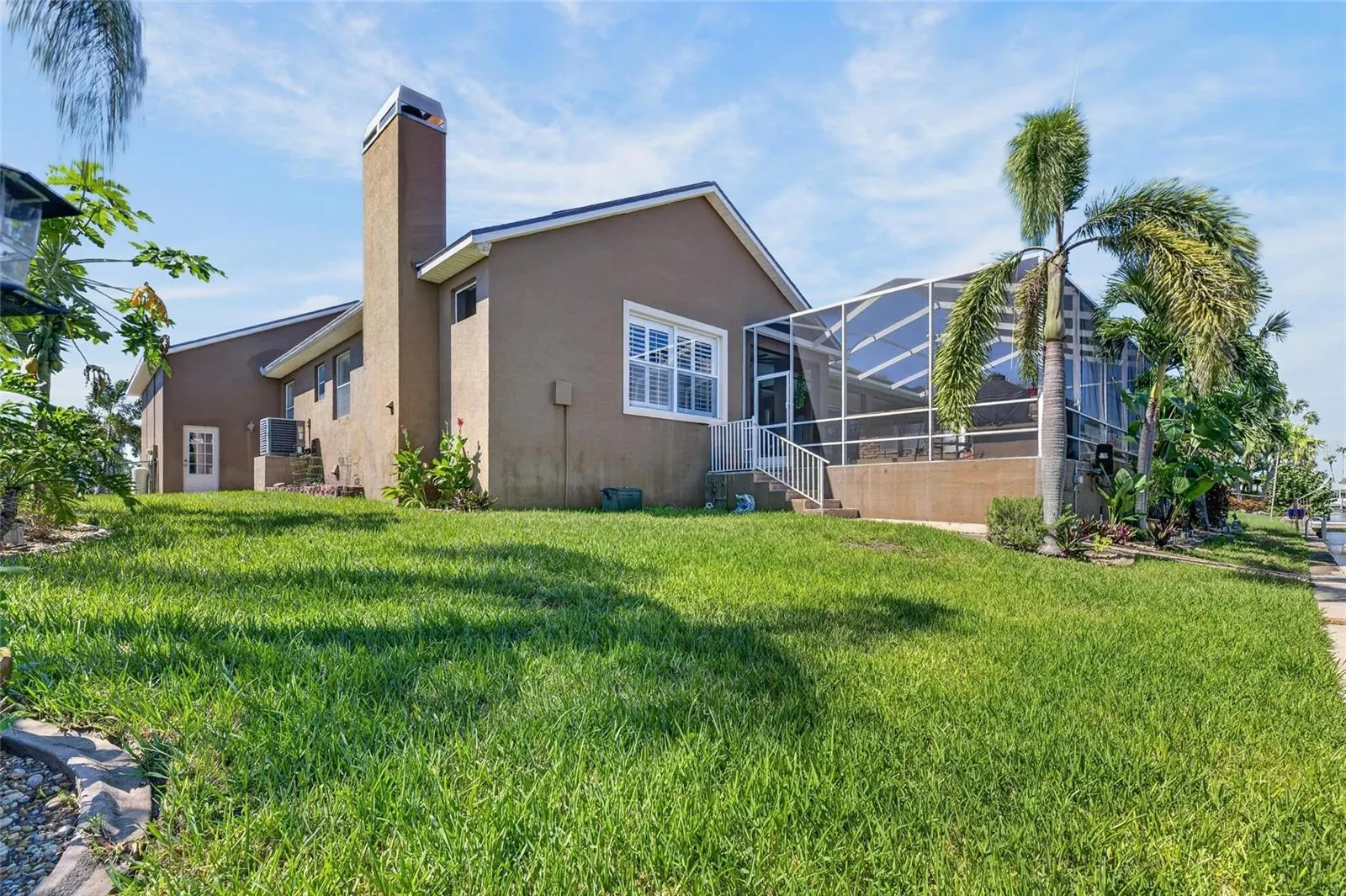 761 KINGSTON CT