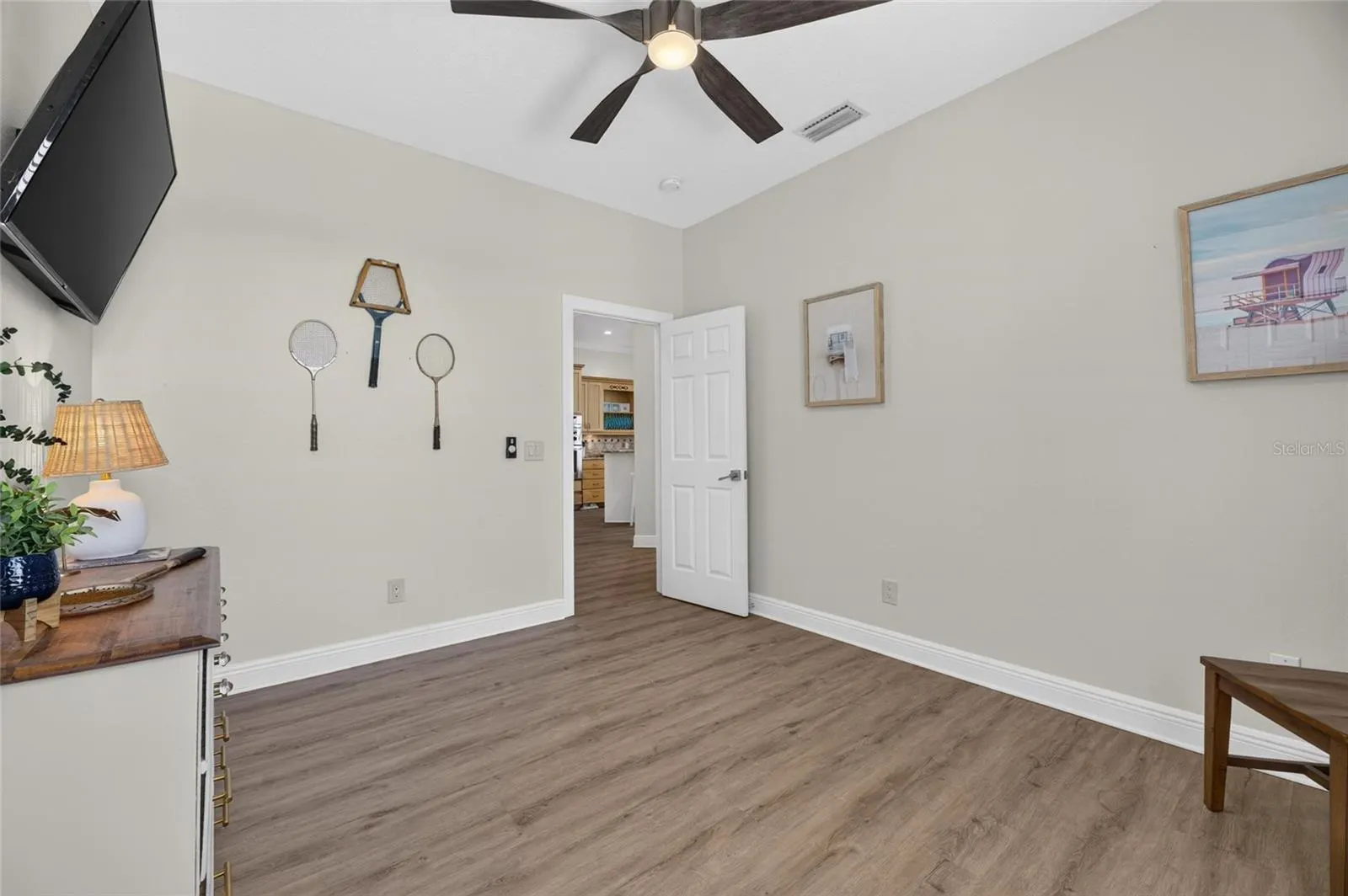 761 KINGSTON CT