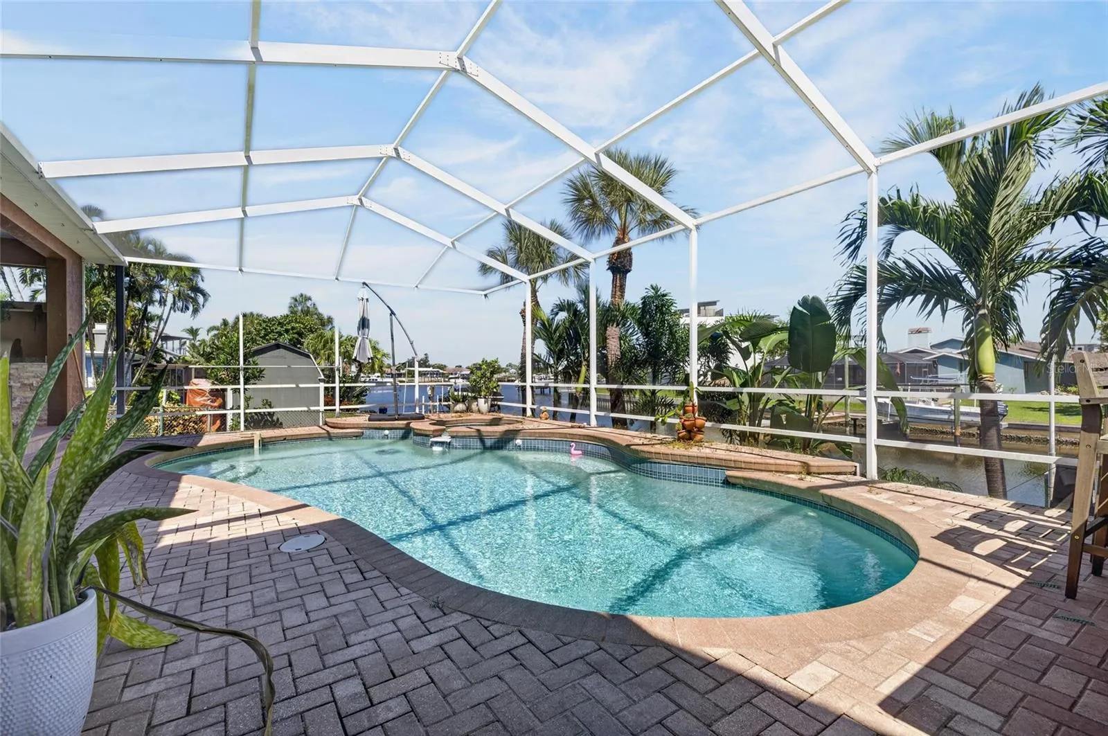 761 KINGSTON CT