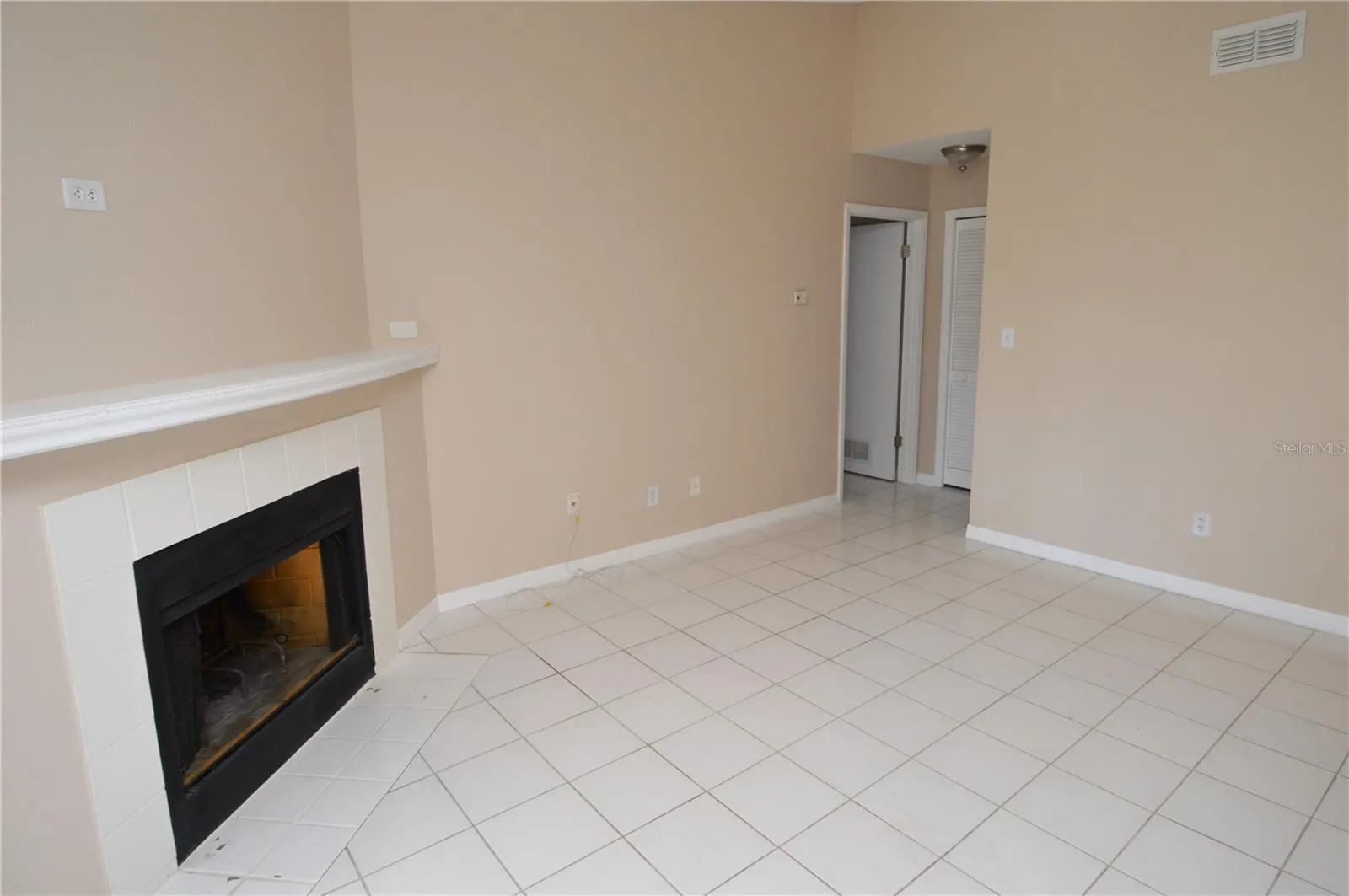 8647 MALLARD RESERVE DR #203 #203