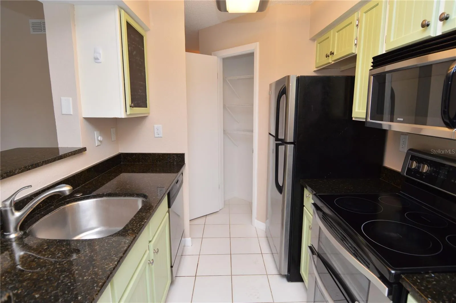 8647 MALLARD RESERVE DR #203 #203