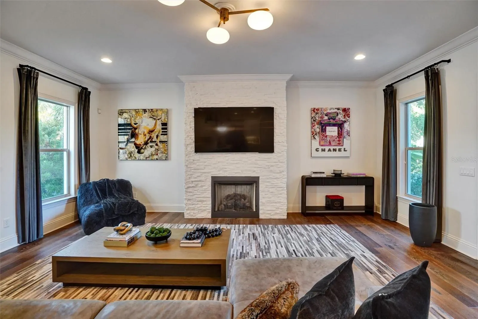 4807 W LONGFELLOW AVE