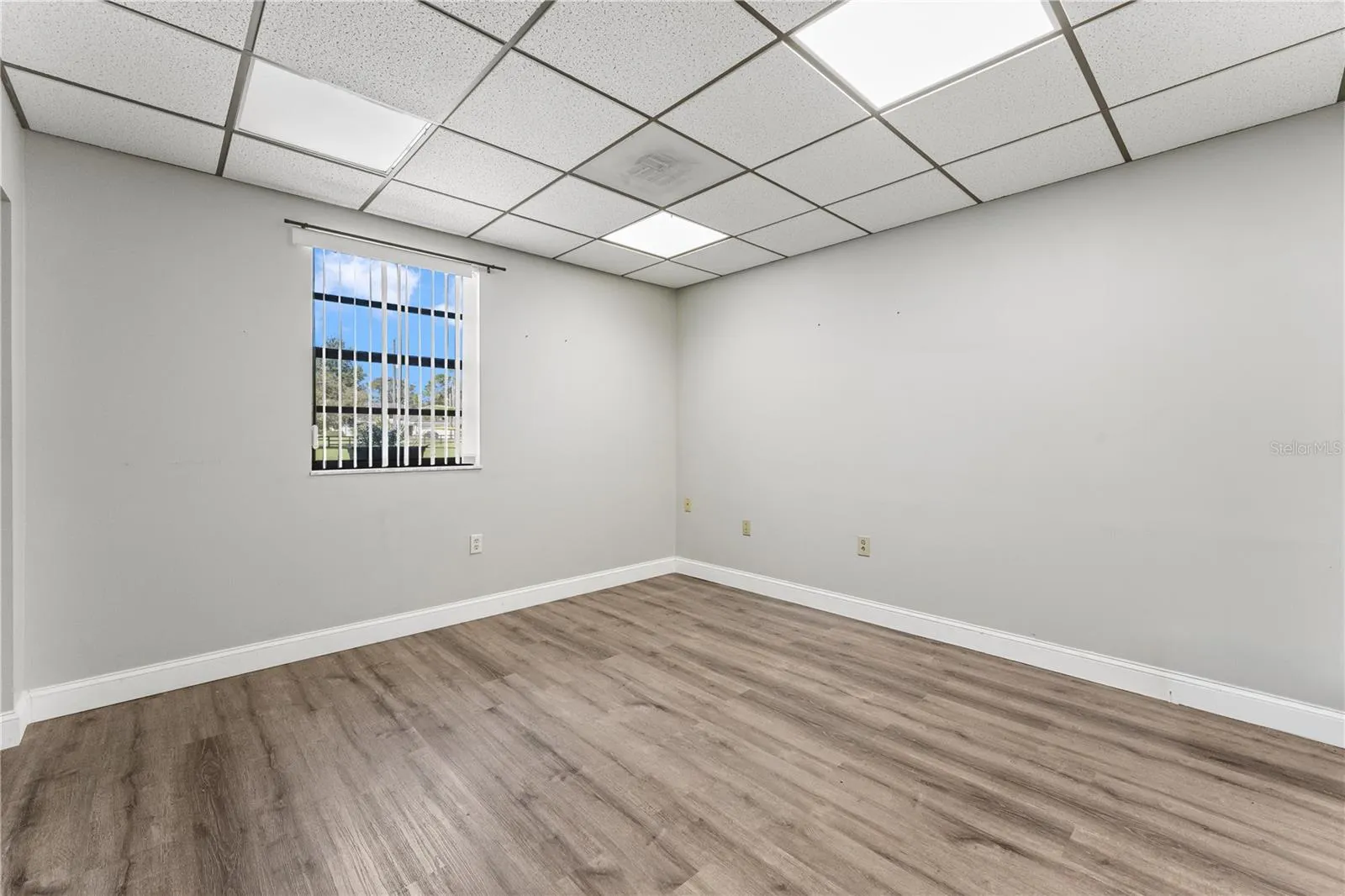 13042 TARPON SPRINGS RD