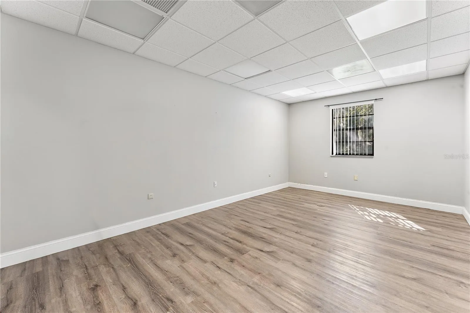 13042 TARPON SPRINGS RD