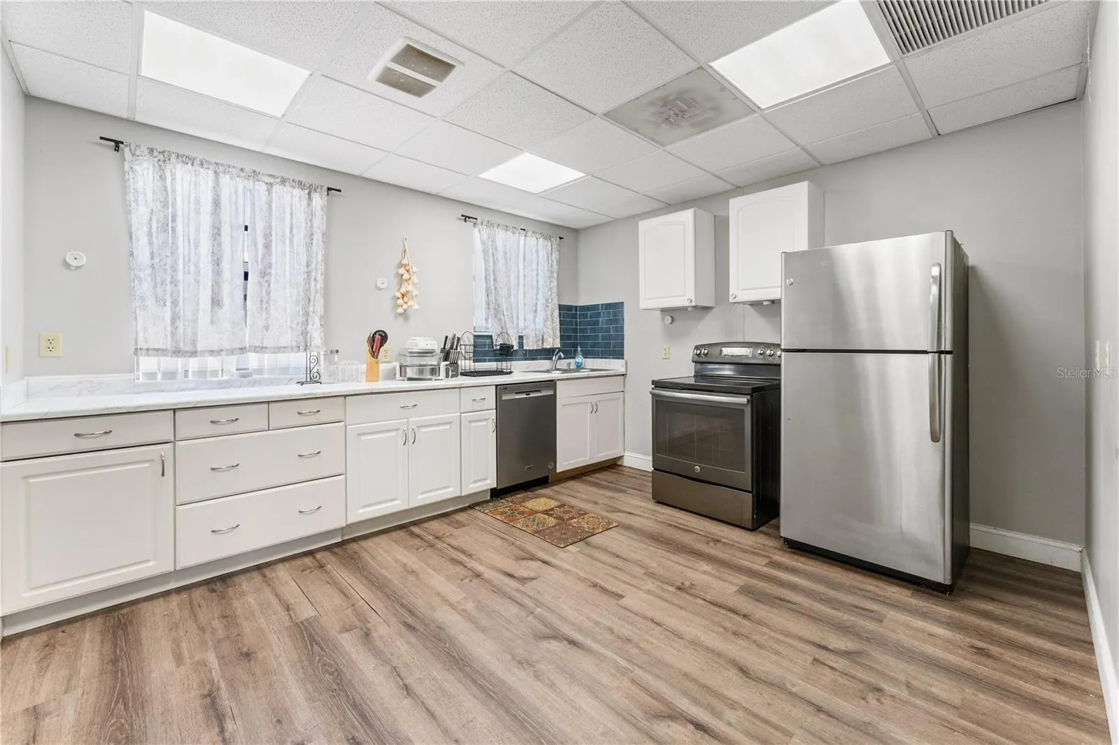 13042 TARPON SPRINGS RD