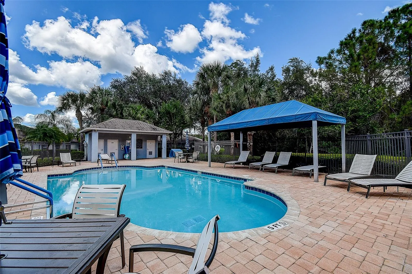 10109 MOWRY LN
