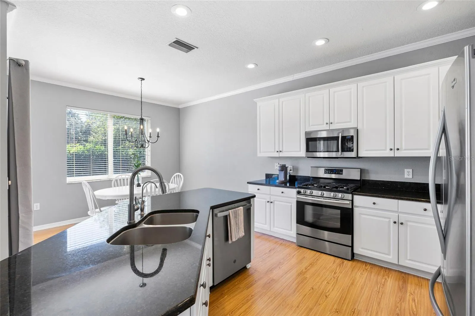 6020 MARTINGLADE PL