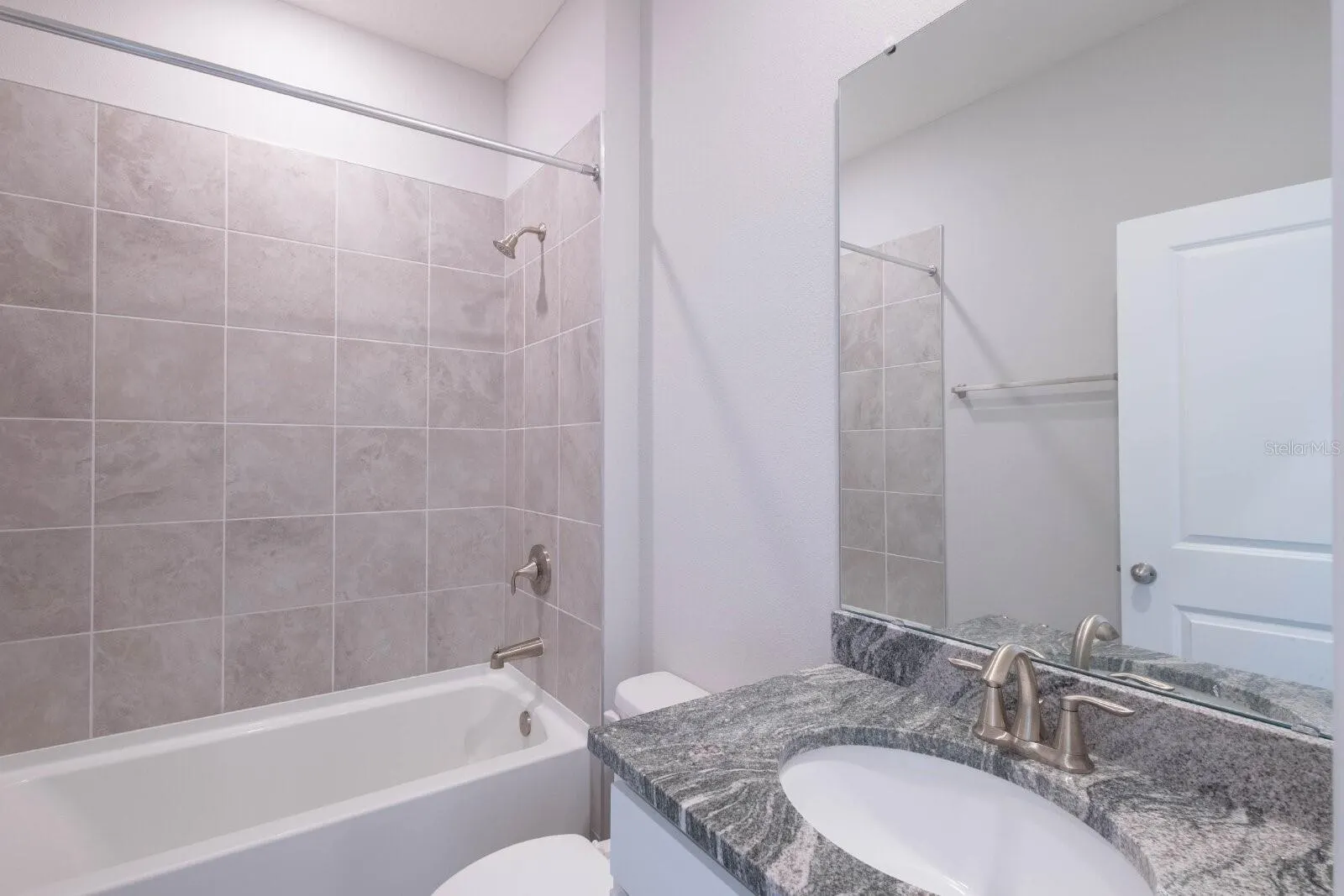 345 MANGROVE MANOR DR