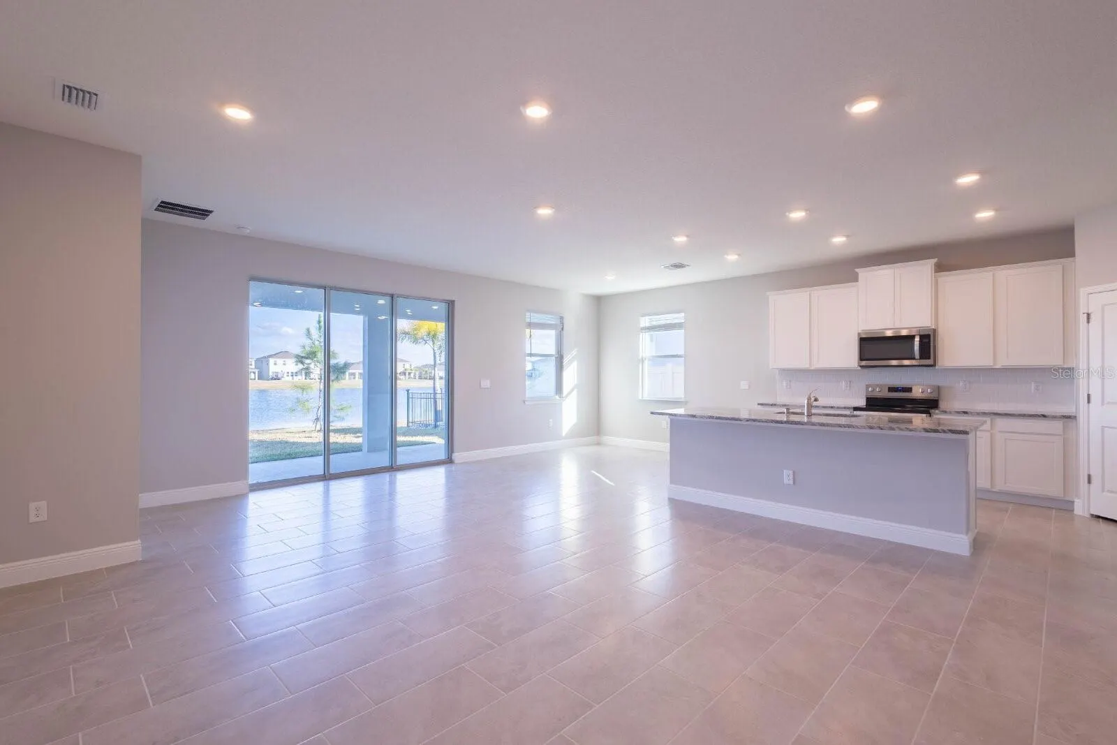 345 MANGROVE MANOR DR