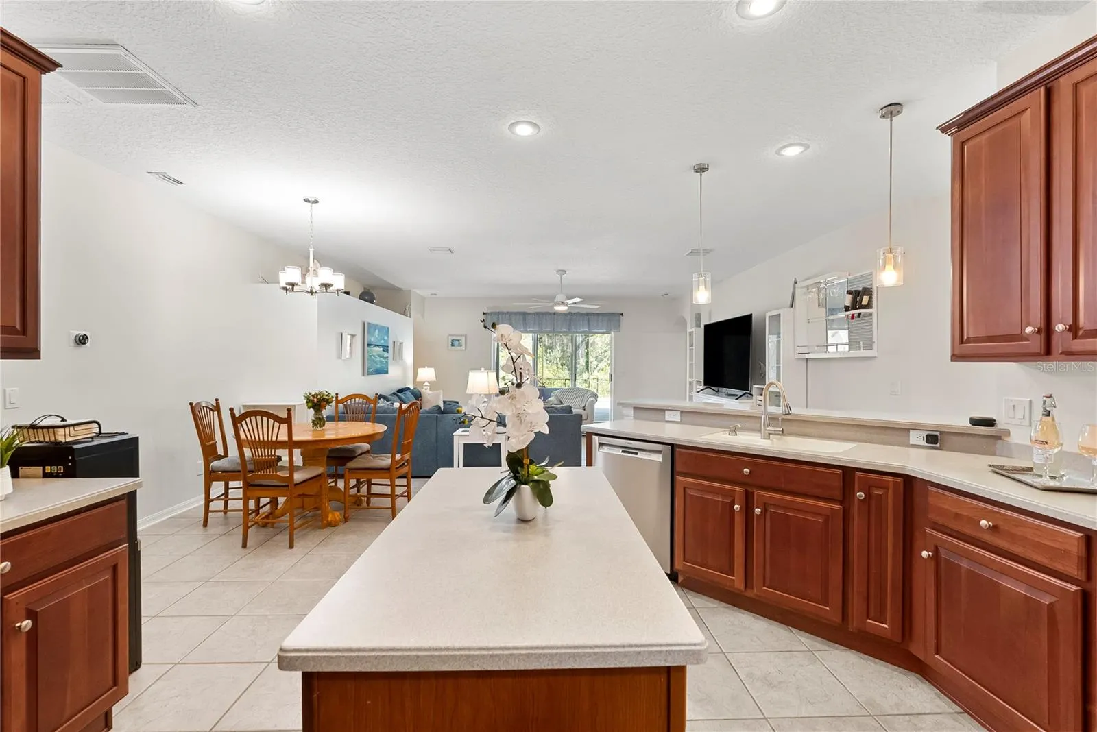 8121 BRINEGAR CIR