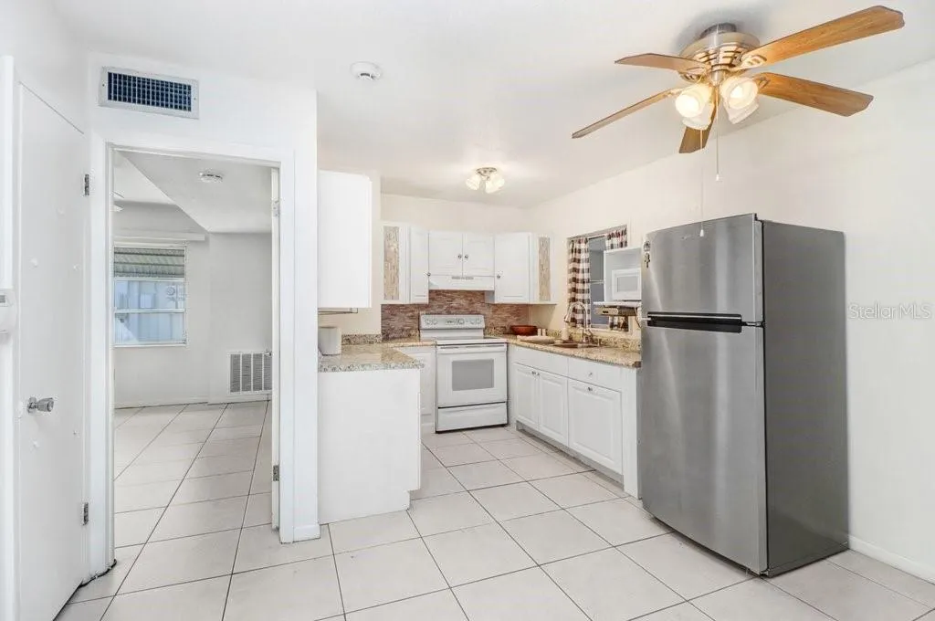 6006 LILLI WAY #NA #NA