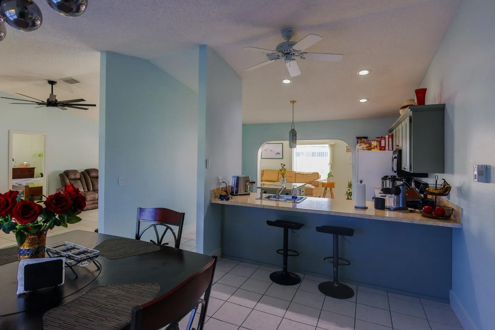 4004 HIGHLAND AVE W