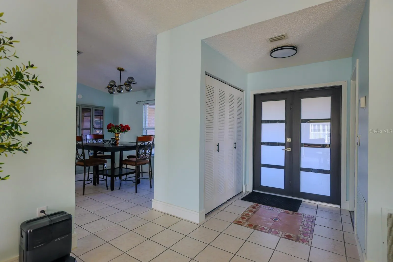 4004 HIGHLAND AVE W