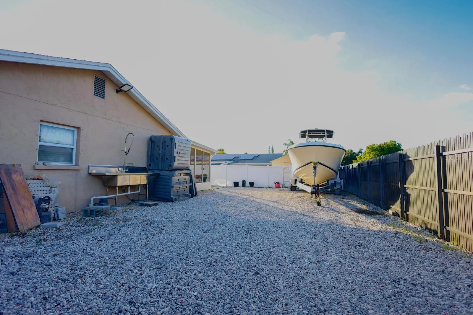 4004 HIGHLAND AVE W