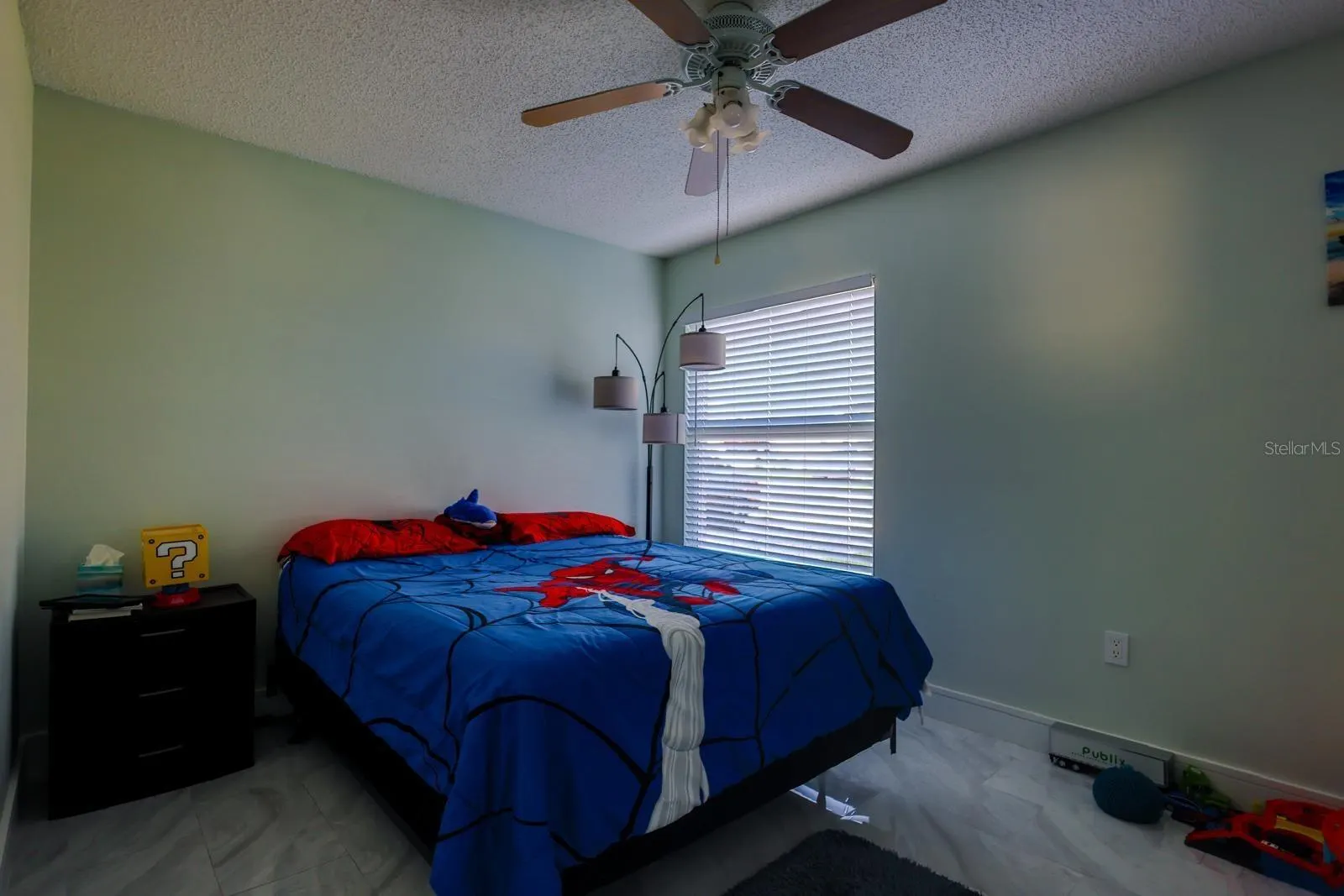 4004 HIGHLAND AVE W