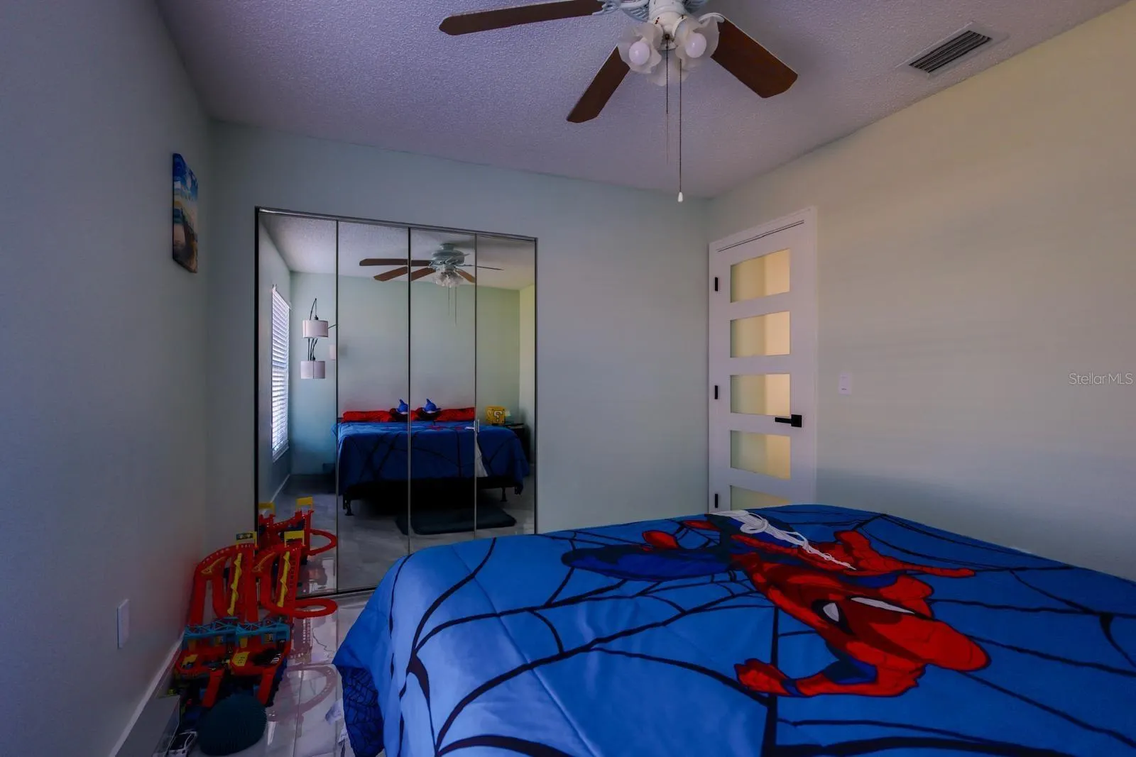 4004 HIGHLAND AVE W