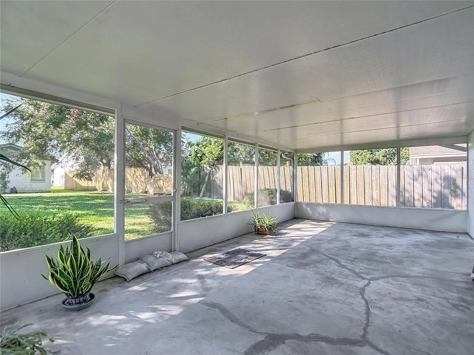 620 STILLVIEW CIR