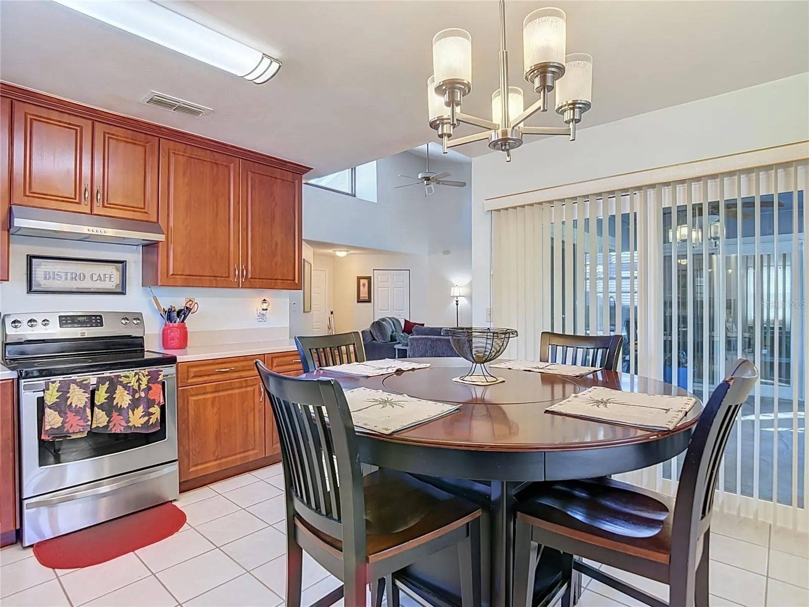 620 STILLVIEW CIR