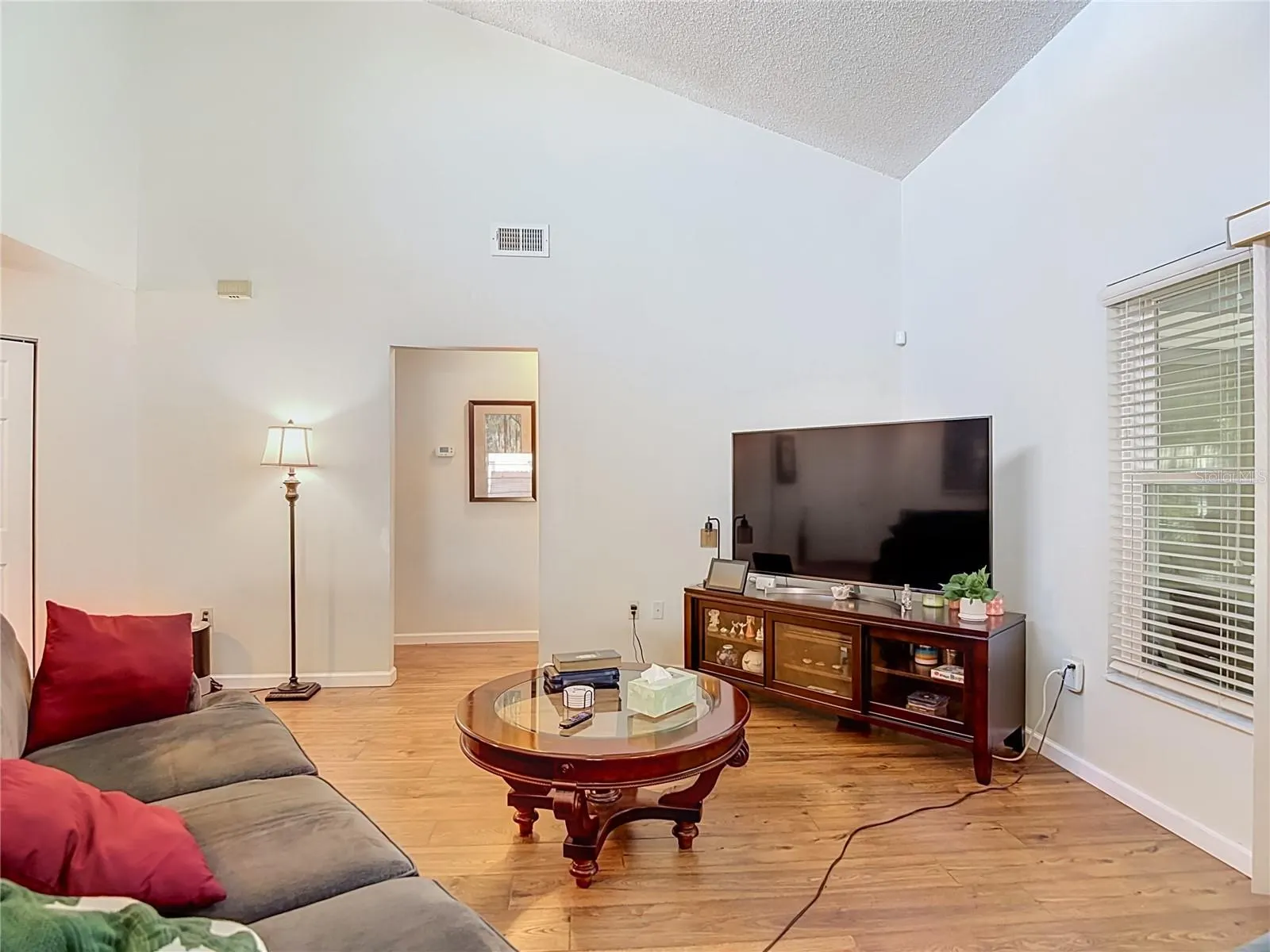 620 STILLVIEW CIR
