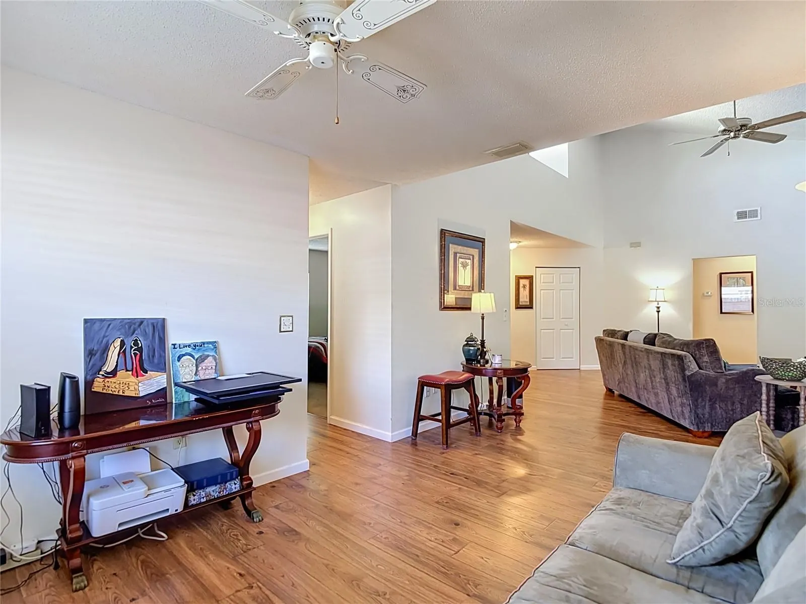 620 STILLVIEW CIR