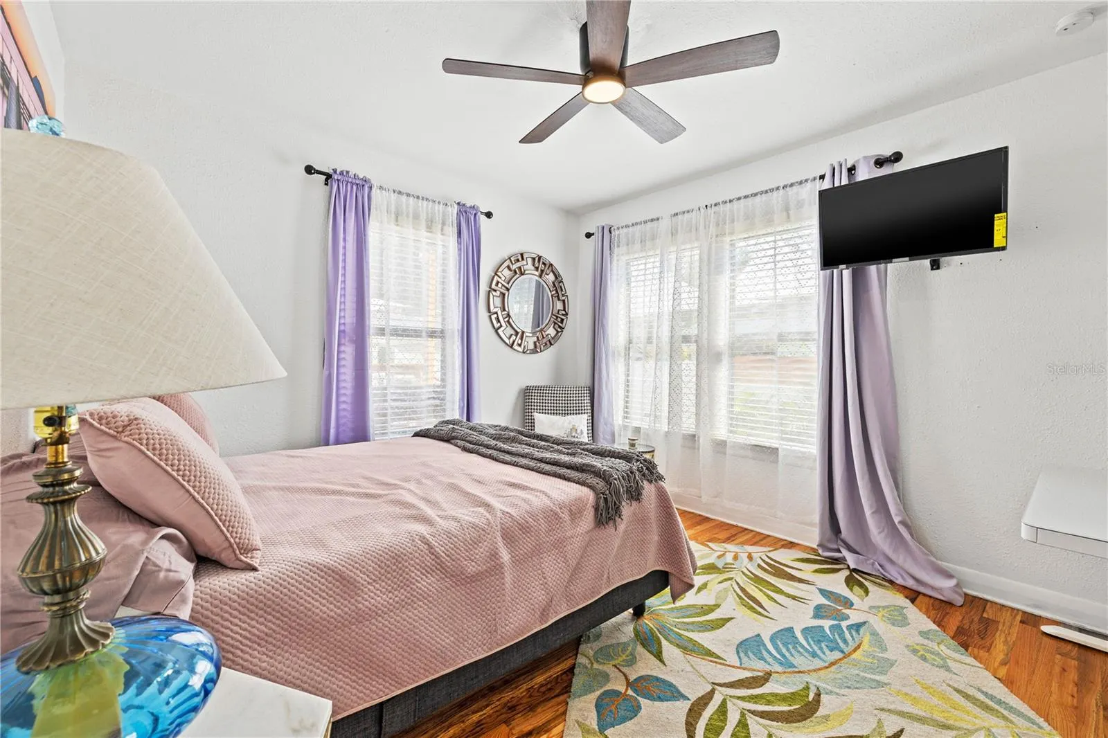 3123 W MARLIN AVE