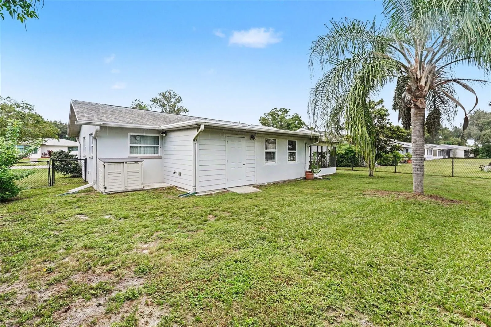 1480 QUEEN ANNE BLVD