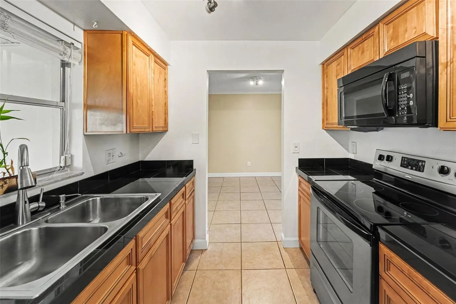 1480 QUEEN ANNE BLVD