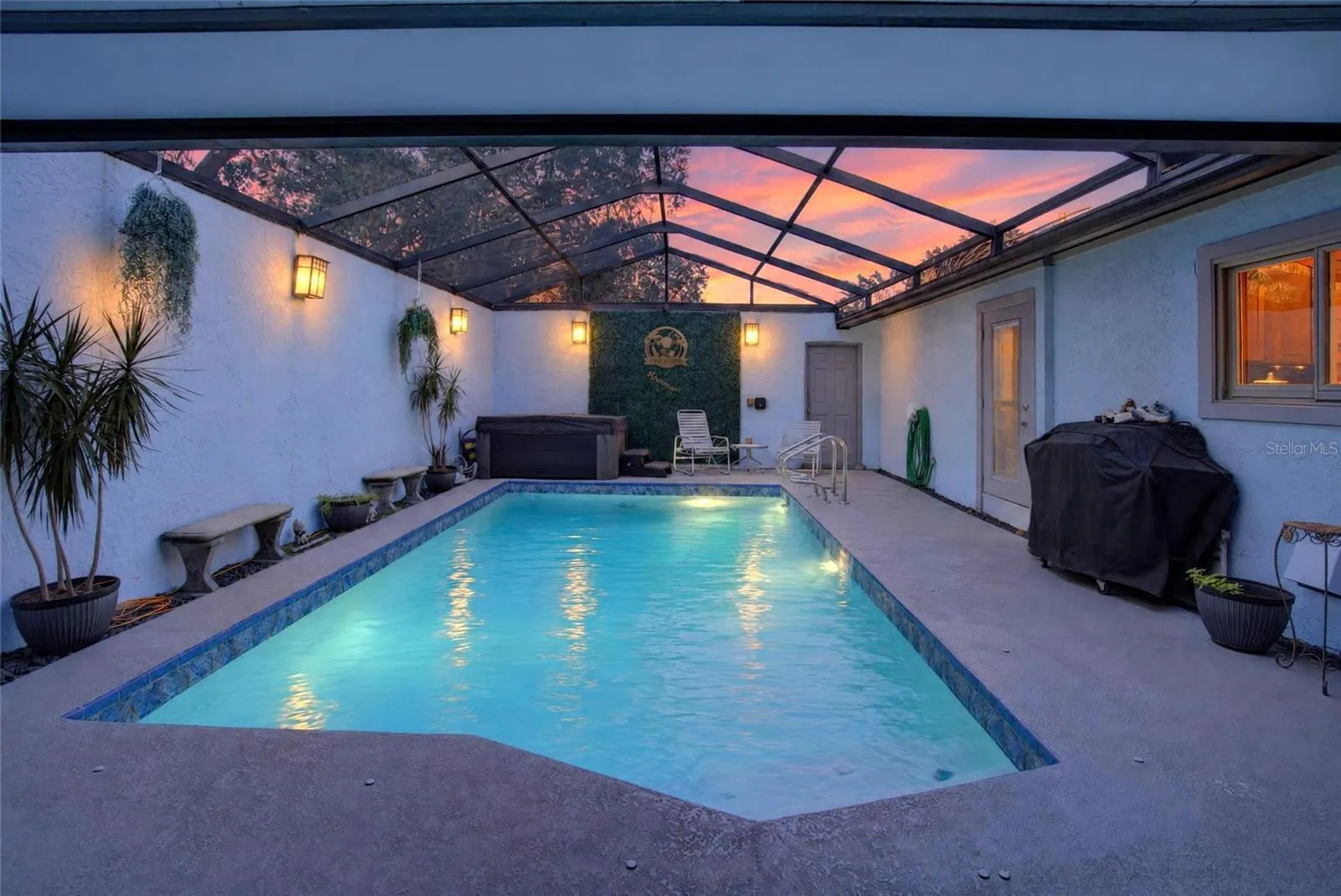 712 DORADO CT