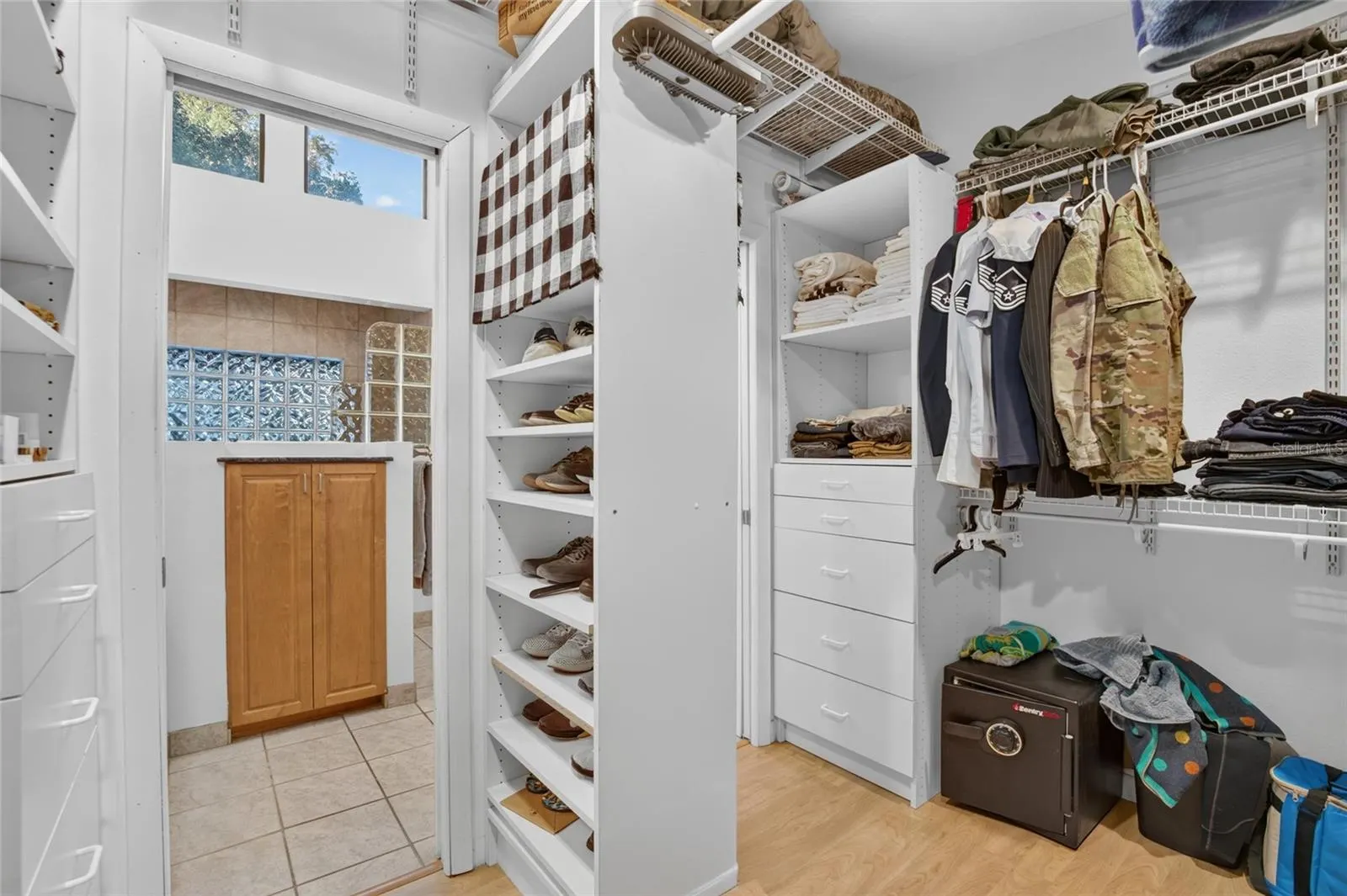 712 DORADO CT
