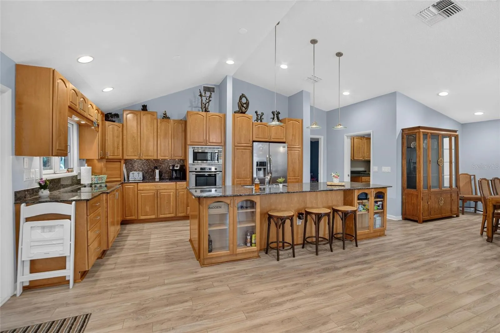 712 DORADO CT