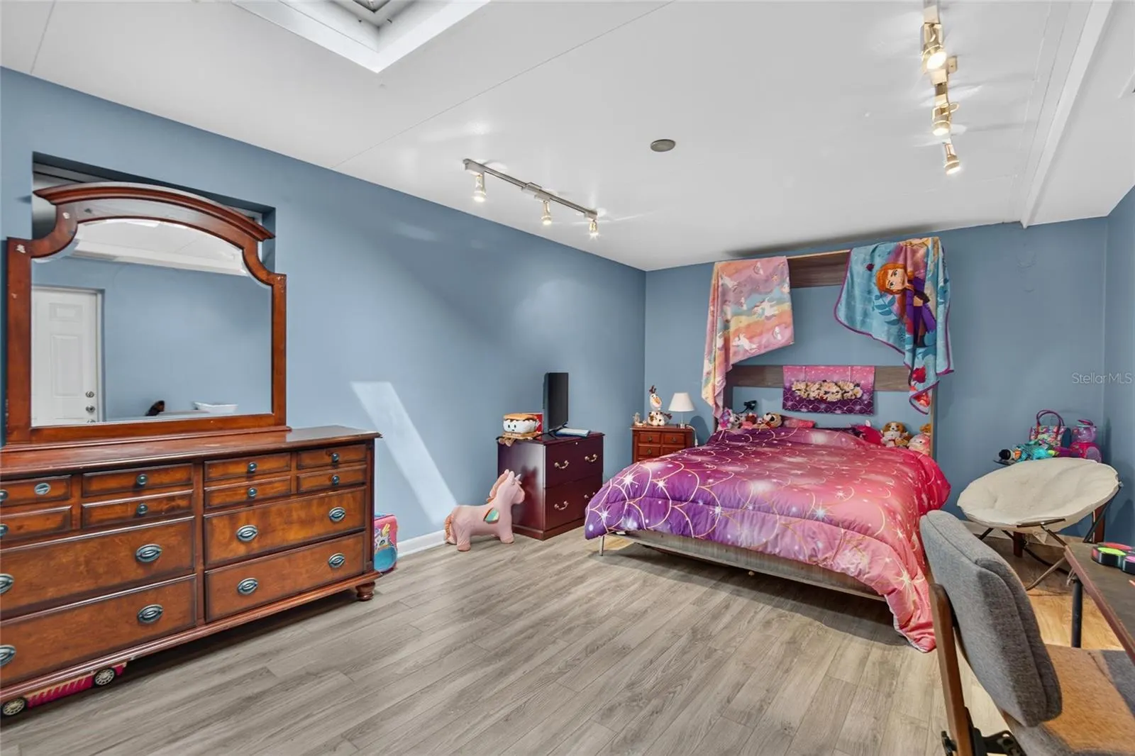 712 DORADO CT