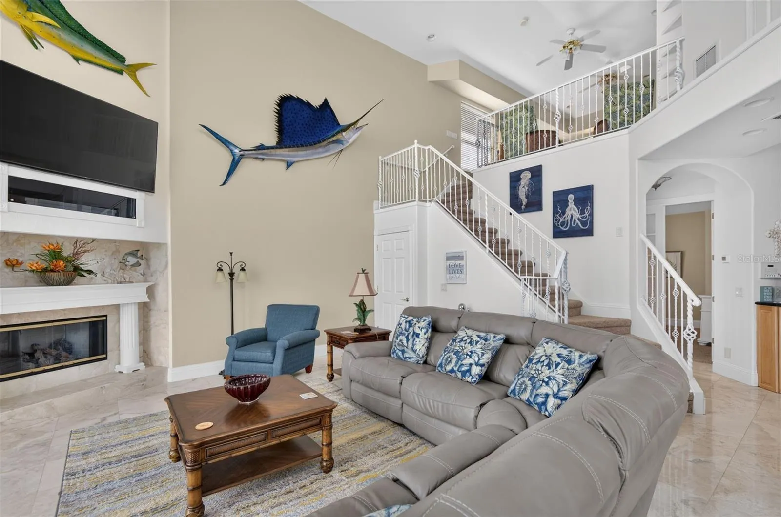 17021 DOLPHIN DR