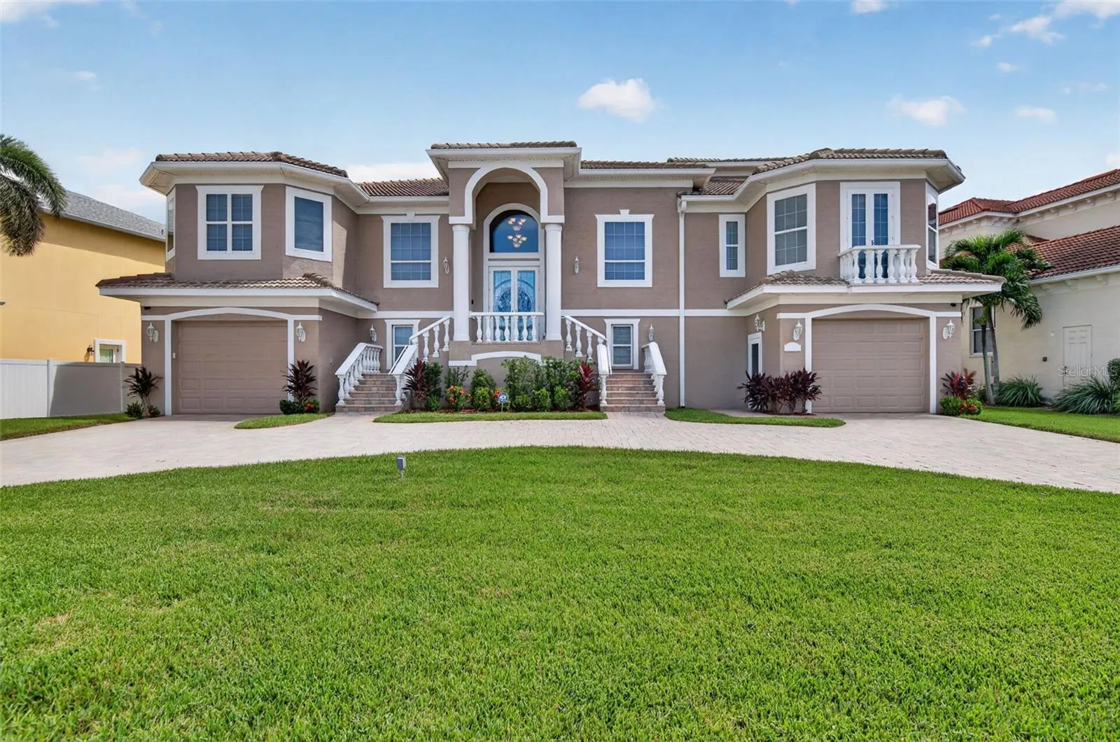 17021 DOLPHIN DR
