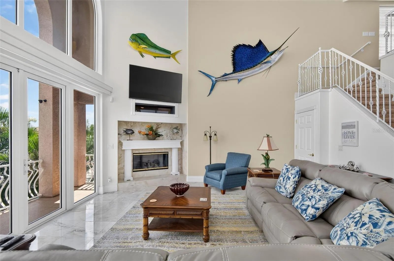 17021 DOLPHIN DR