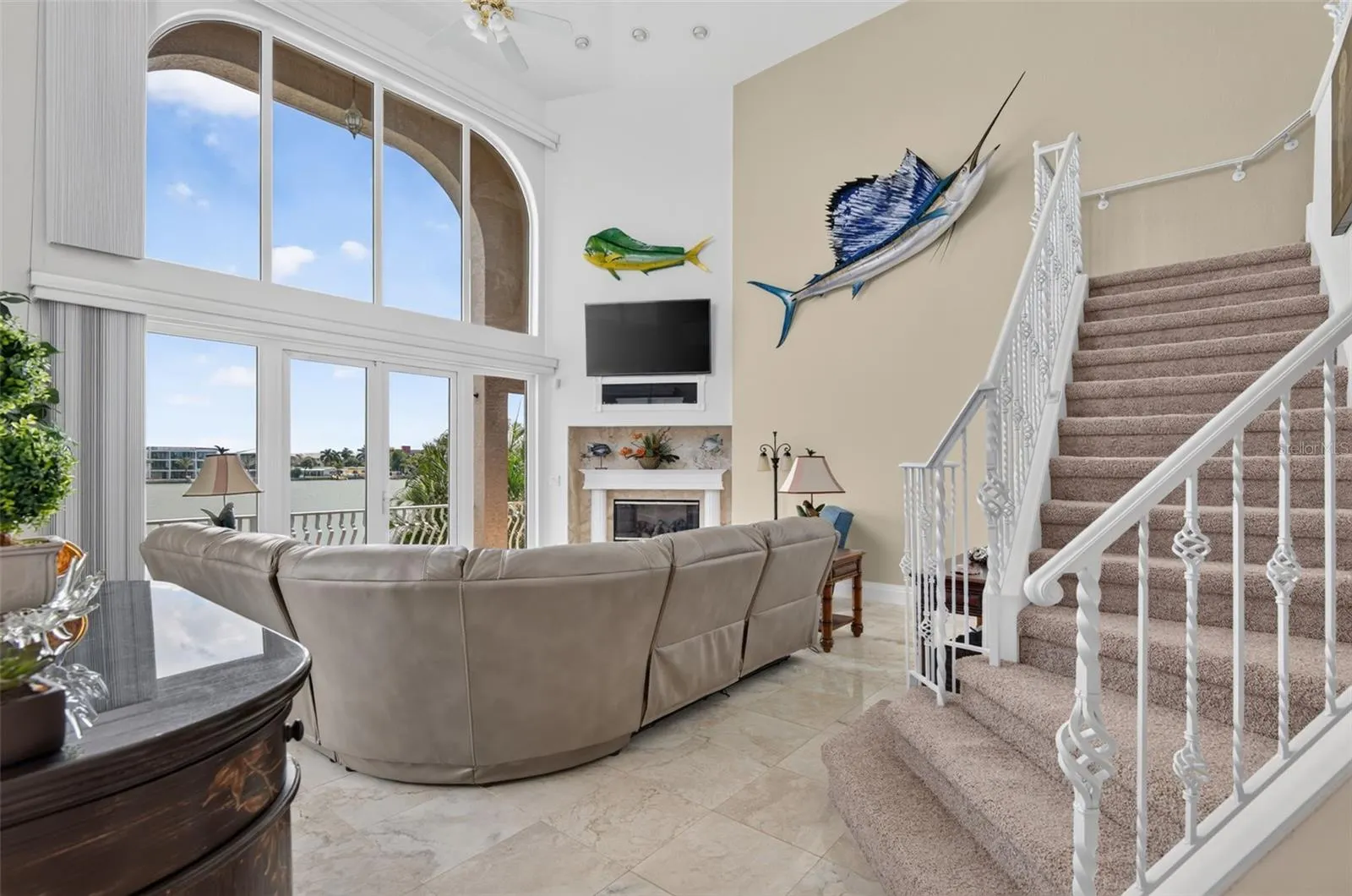 17021 DOLPHIN DR