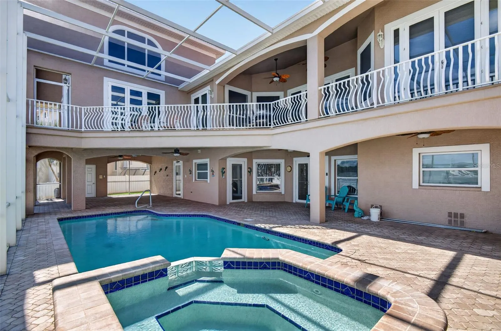 17021 DOLPHIN DR